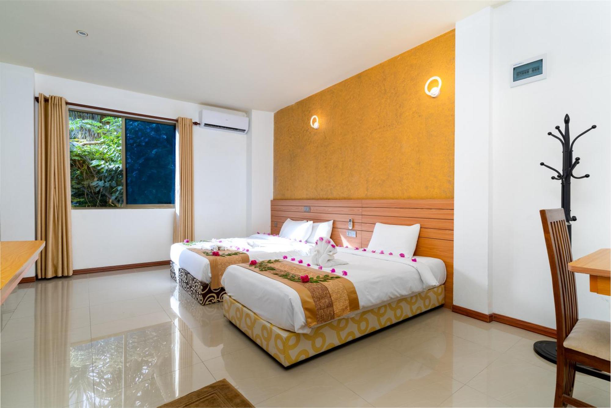 Nala Veli Beach & Spa Ukulhas Island Exterior photo