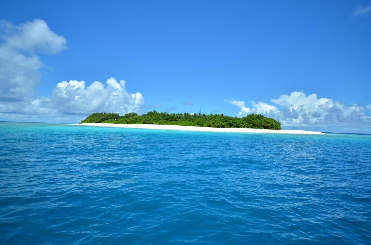 Nala Veli Beach & Spa Ukulhas Island Exterior photo