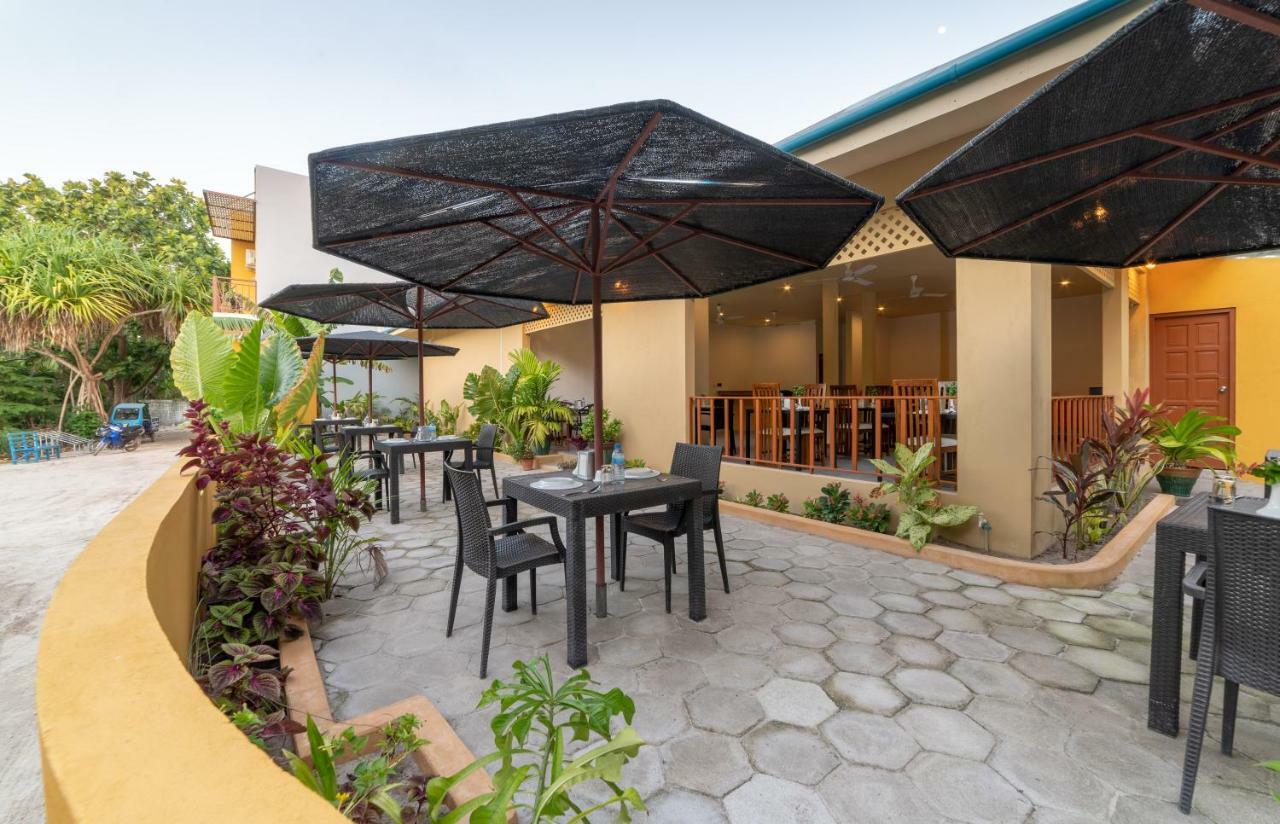 Nala Veli Beach & Spa Ukulhas Island Exterior photo