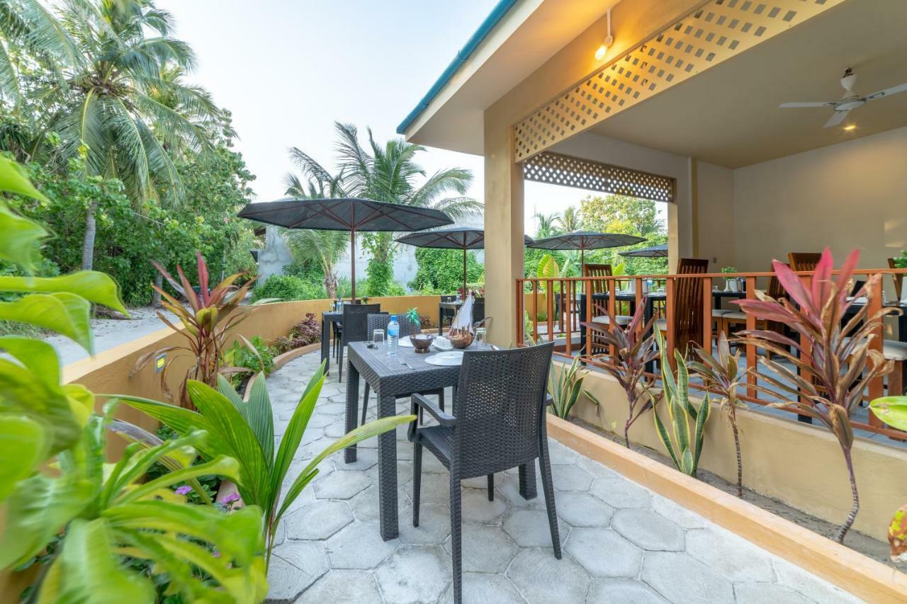Nala Veli Beach & Spa Ukulhas Island Exterior photo