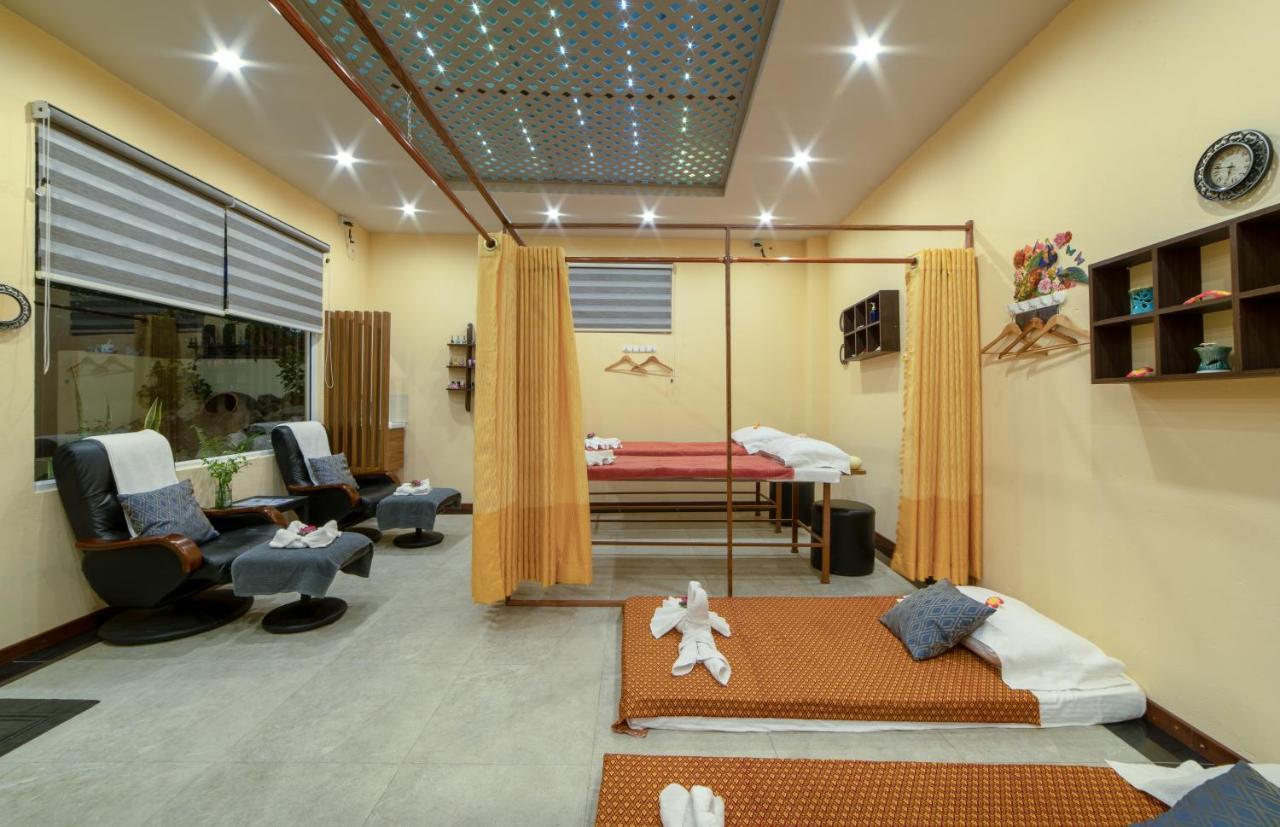 Nala Veli Beach & Spa Ukulhas Island Exterior photo
