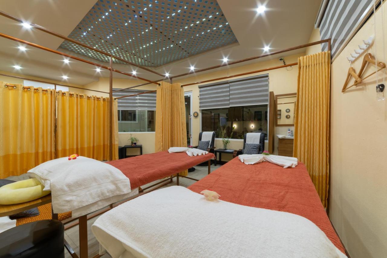 Nala Veli Beach & Spa Ukulhas Island Exterior photo